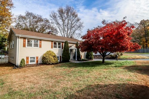 2 Caldwell Dr, New Milford, CT, 06776-3302 | Card Image