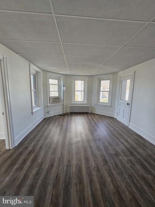 apt-5-501 W Callowhill St, PERKASIE, PA, 18944-1534 | Card Image