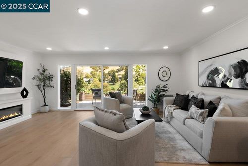apt-5-3434 Tice Creek Dr, Walnut Creek, CA, 94595-3797 | Card Image