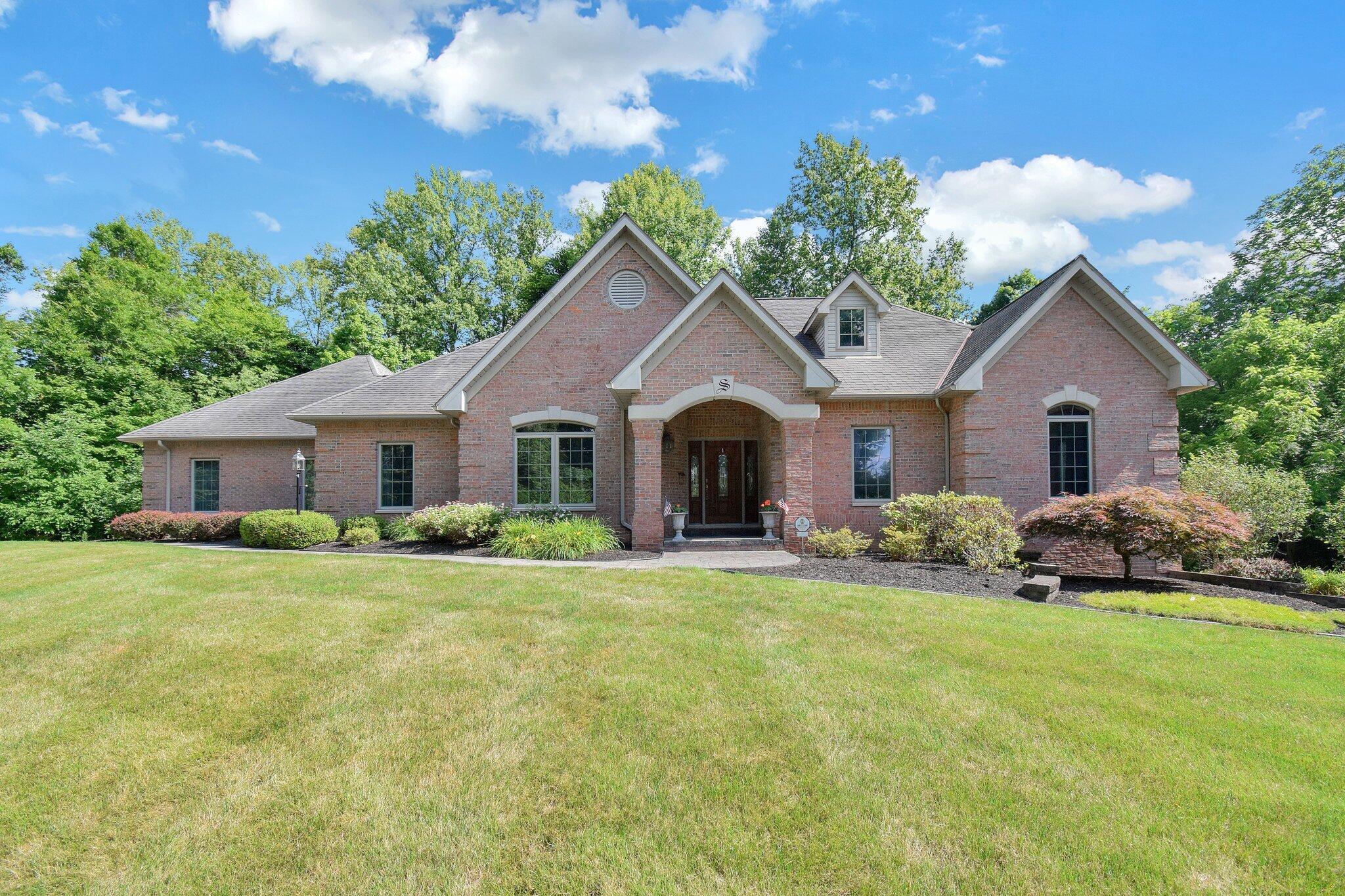 Running Brook Way, Mansfield, OH 44903