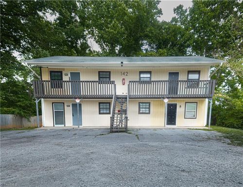 142 Weatherwood Ct, Winston Salem, NC, 27103-4987 | Card Image