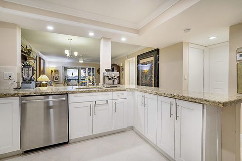 204-7286 Huntington Ln, Delray Beach, FL, 33446-2927 | Card Image