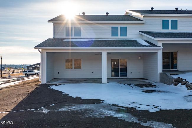 2002 Prairie Hawk Dr, Townhouse with 4 bedrooms, 3 bathrooms and null parking in Bismarck ND | Image 29
