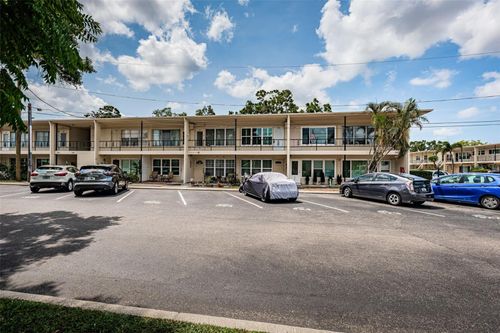 apt-423-5694 40th Ter N, Kenneth City, FL, 33709-5441 | Card Image