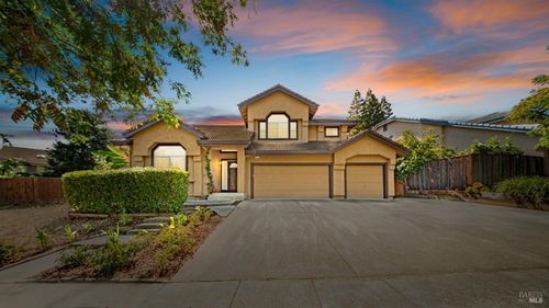 2231 Silver Fox Cir, Fairfield, CA, 94534-1016 | Card Image