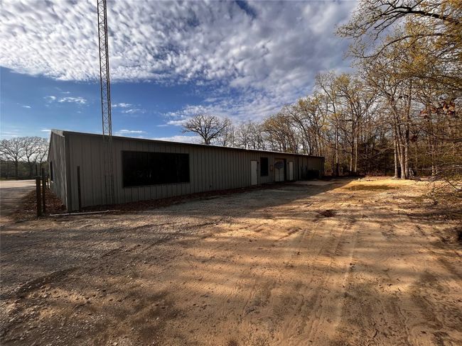 View of pole building | Image 18