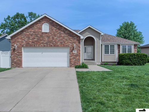 6411 Saline Drive, Lincoln, NE, 68504 | Card Image