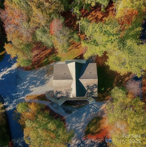 109 Beech Tree Ln, Rutherfordton, NC, 28139-9468 | Card Image