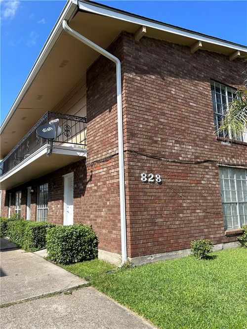 apt-a-828 Vouray Dr, Kenner, LA, 70065-1866 | Card Image