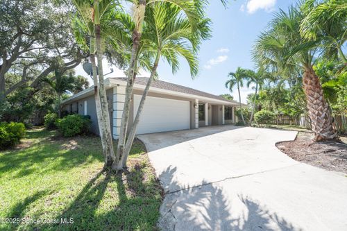 10 Coconut Rd, Indian Harbour Beach, FL, 32937-5331 | Card Image