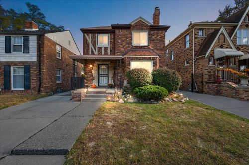 18942 Prairie St, Detroit, MI, 48221-2136 | Card Image