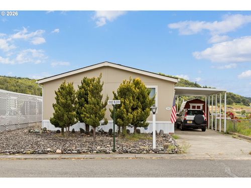 1003 Shadow Ranch Ln, Roseburg, OR, 97470 | Card Image