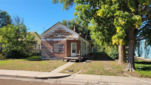 520 W 2nd St, Julesburg, CO, 80737-1304 | Card Image