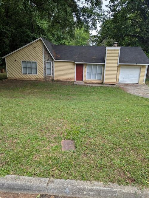 8997 Huntwood Ln, Riverdale, GA, 30274-4651 | Card Image