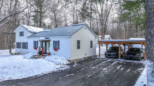 83 Maple St, Fryeburg, ME, 04037-1108 | Card Image