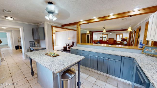 Kitchen | Image 34