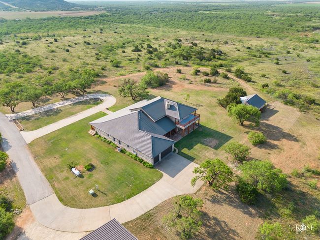 10171 S Hwy 277, House other with 4 bedrooms, 4 bathrooms and 3 parking in Bronte TX | Image 48