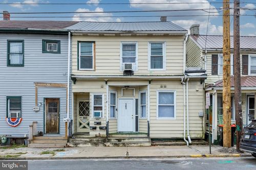 426 E Market St, Danville, PA, 17821-2034 | Card Image