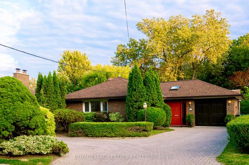 44 Cliffside Dr, Scarborough, ON, M1N1L3 | Card Image