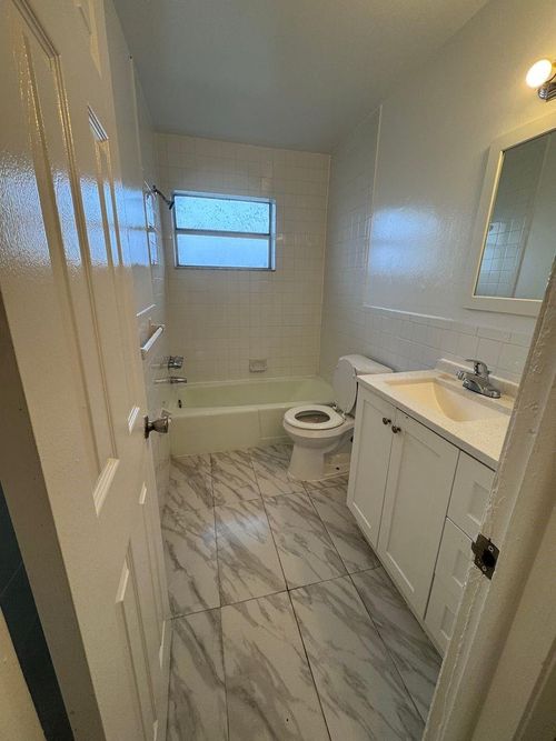 apt-205-5831 Sw 36th Ct, Davie, FL, 33314-2766 | Card Image