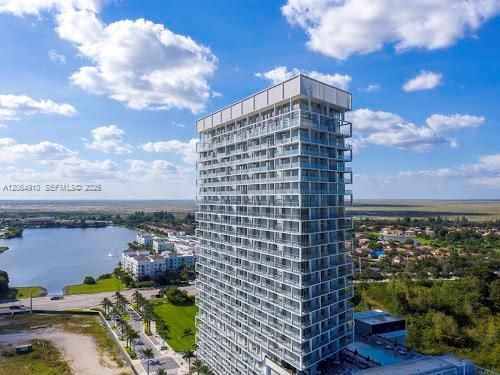 2009-2000 Metropica Way, Sunrise, FL, 33323-3226 | Card Image