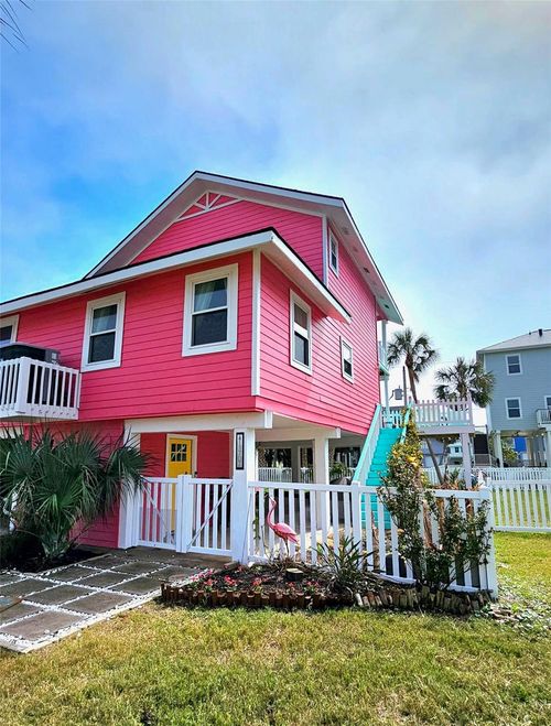 13707 Pirates Beach Blvd, Galveston, TX, 77554 | Card Image