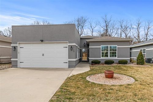 2709 Sonora Valley Drive, Blue Springs, MO, 64014 | Card Image