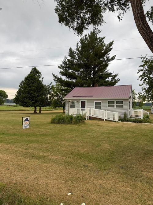 5516 Hoover Rd, Barryton, MI, 49305-9314 | Card Image