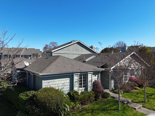 2 Salem Cv, San Rafael, CA, 94901-4492 | Card Image