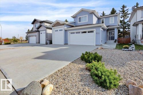 {{alt}} | Card Image