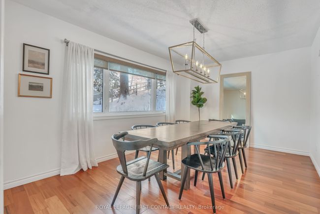 11 Vernar Dr, House other with 4 bedrooms, 3 bathrooms and 6 parking in Midhurst ON | Image 7