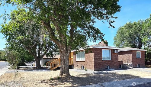 134 4th Ave Se, Soap Lake, WA, 98851-9117 | Card Image