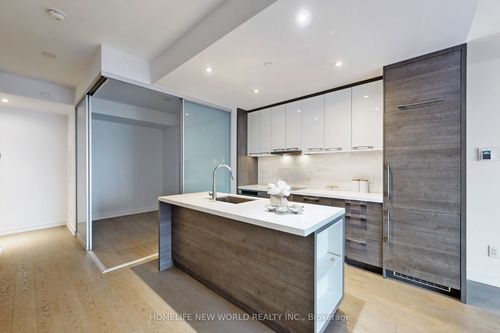 4501-488 University Ave, Toronto, ON, M5G0C1 | Card Image