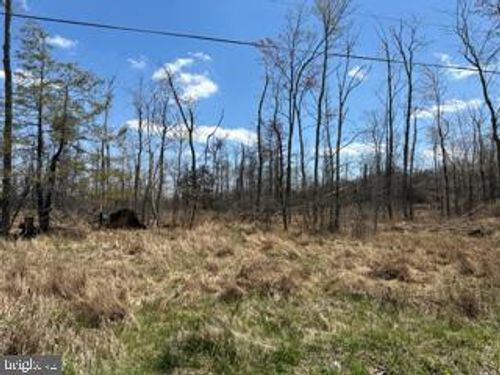 90 Off Rte, MOUNT STORM, WV, 26739 | Card Image