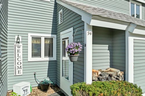 94-6 Vista Drive, Ashland, NH, 03217 | Card Image