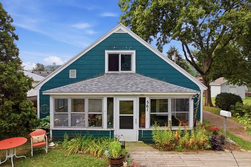 561 E Belleview Street, Winona, MN, 55987 | Card Image