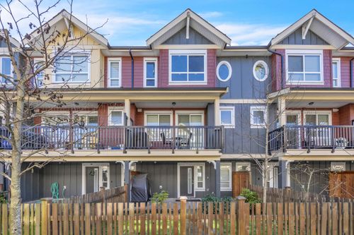 28-430 Duncan St, New Westminster, BC, V3M0M2 | Card Image