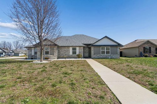 502 Chipmunk Ave, Rogersville, MO, 65742-9426 | Card Image