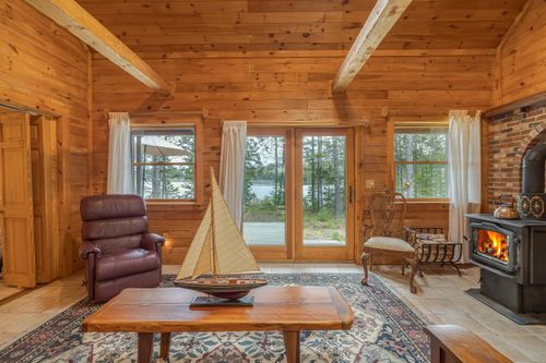 176 N Main Street, Stonington, ME, 04681 | Card Image