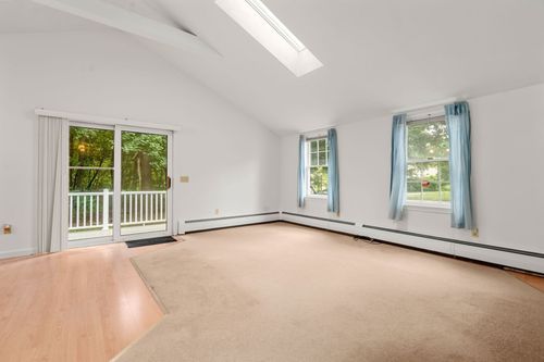 12 Winifred Ave, Worcester, MA, 01602-2026 | Card Image