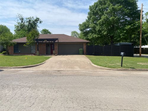 600 E Elm St, Glen Rose, TX, 76043-5346 | Card Image