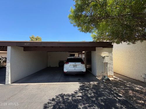 4517 W Mclellan Rd, Glendale, AZ, 85301-4222 | Card Image