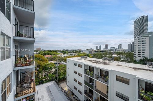 7e-899 West Ave, Miami Beach, FL, 33139-5570 | Card Image