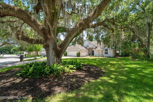 1581 Stonebriar Rd, Green Cove Springs, FL, 32043-8075 | Card Image