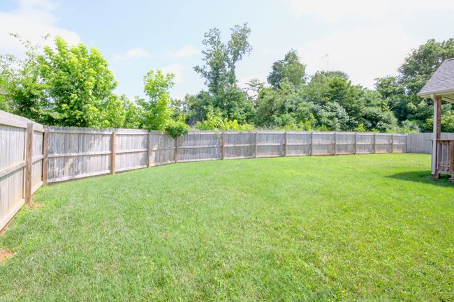1029 Charles Thomas Dr, House other with 3 bedrooms, 2 bathrooms and 2 parking in Clarksville TN | Image 33