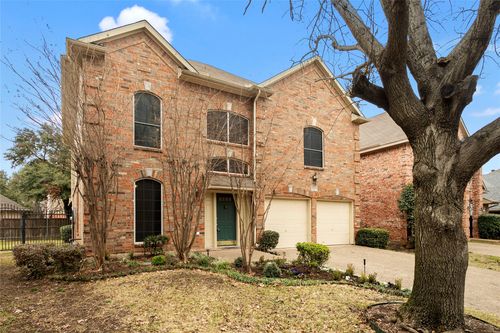 3777 Meadowcreek Cir, Addison, TX, 75001-7957 | Card Image