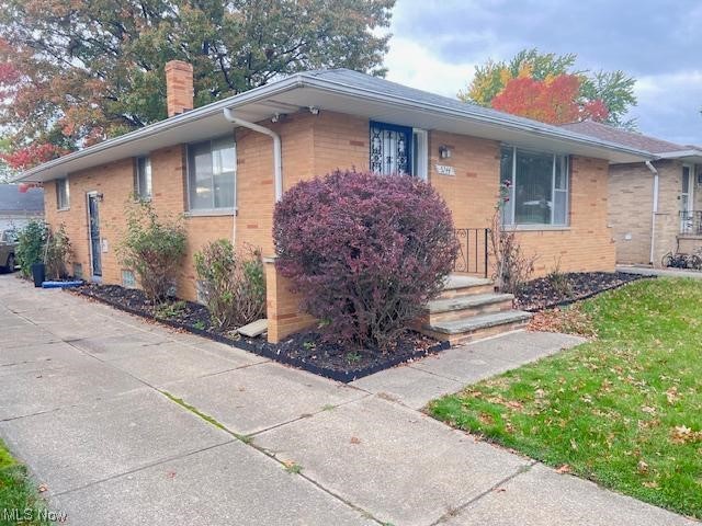 104th St, Garfield Heights, OH 44125
