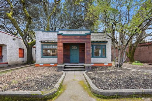 220 Carrillo Street, Santa Rosa, CA, 95401 | Card Image