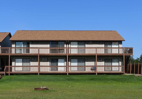 4390 N Us Highway 23, Oscoda, MI, 48750-8839 | Card Image