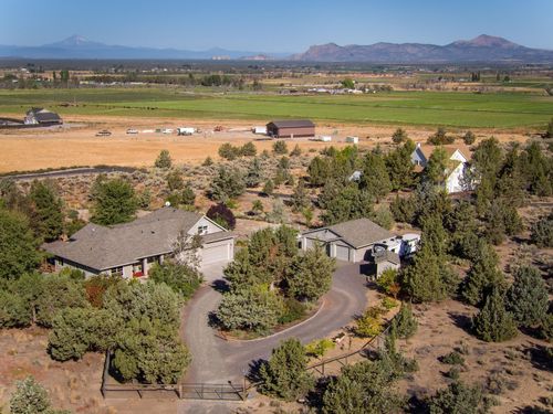 11173 Sw Yates Ct, Powell Butte, OR, 97753-1574 | Card Image